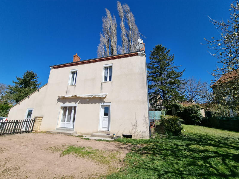 Maison - 85 m² - 4 pièces