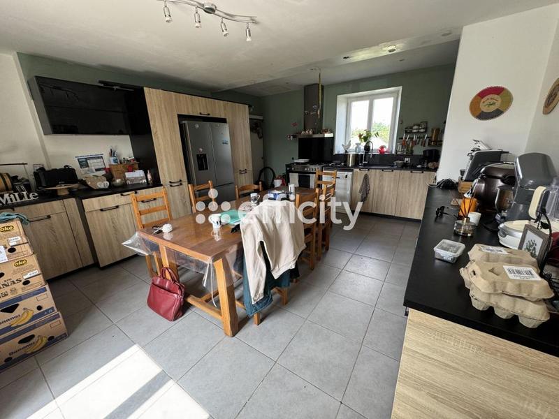 Maison - 150 m² - 6 pièces