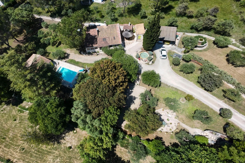 Mas - 130 m² - 5 pièces