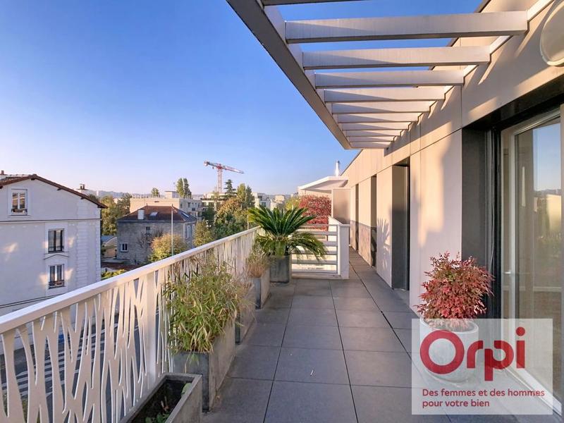 Appartement - 89 m² - 4 pièces