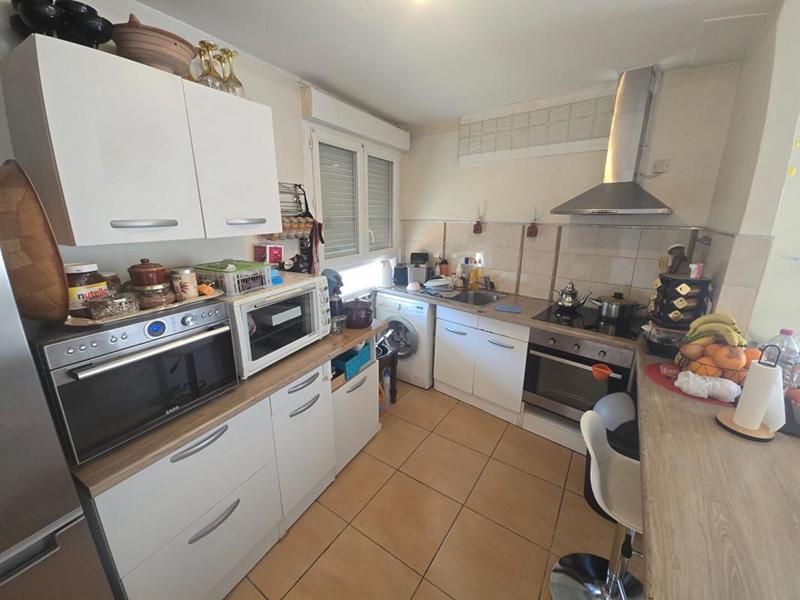 Immeuble - 140 m² - 8 pièces