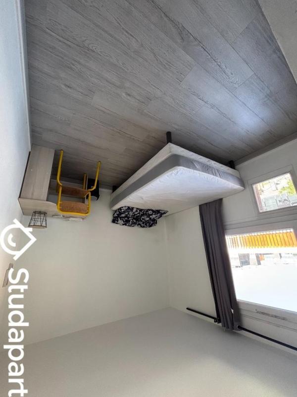 Chambre - 11 m² - 1 pièce