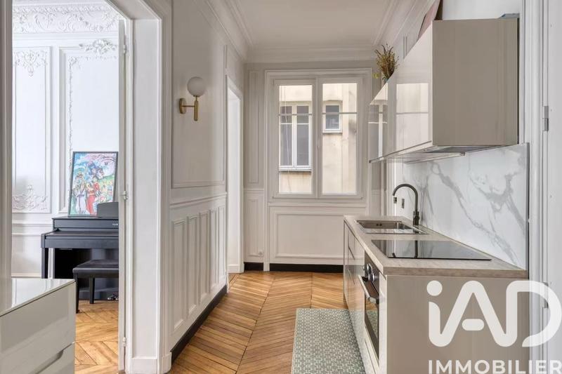 Appartement - 201 m² - 6 pièces