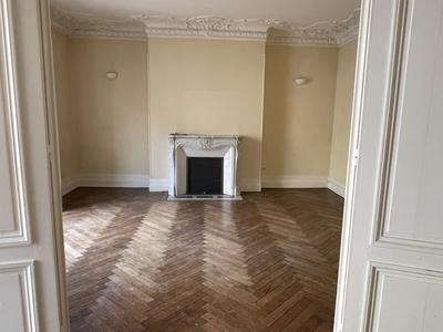 Appartement - 139 m² - 5 pièces