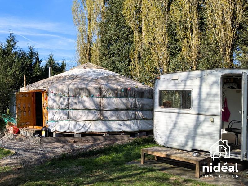 Maison - 230 m² - 7 pièces