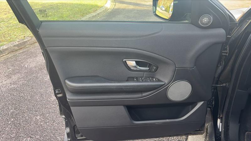 Land Rover Range Rover Evoque 2.0 Td4 4wd 150 Bva9 se - Automatique Entretien constructeur