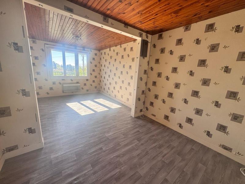 Maison - 65 m² - 5 pièces