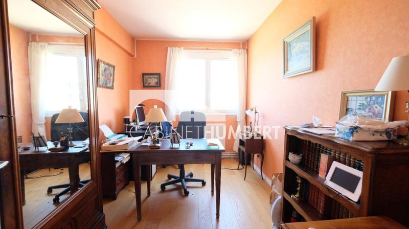Appartement - 110 m² - 5 pièces