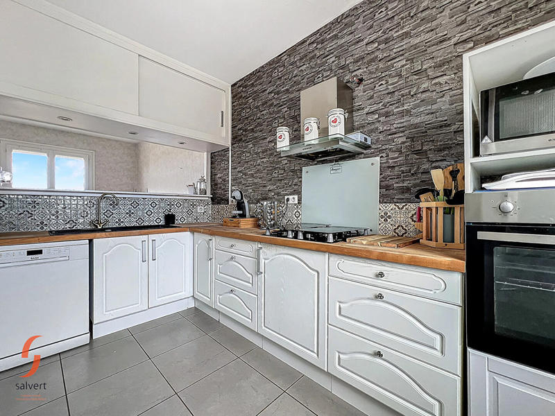 Maison - 94 m² - 4 pièces