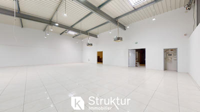 Local commercial - 472 m²