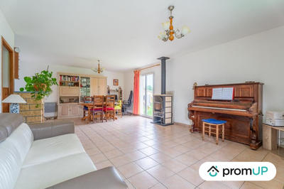 Maison - 106 m² - 5 pièces