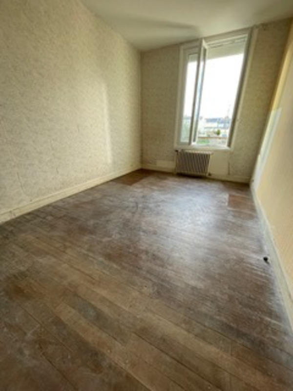 Maison - 115 m² - 9 pièces