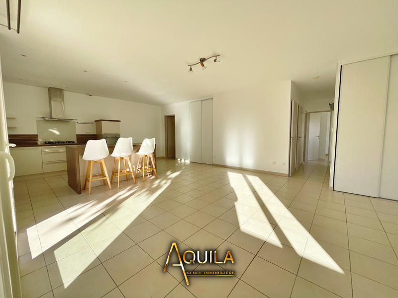 Maison - 89 m² - 4 pièces