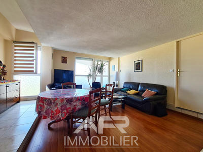 Appartement - 61 m² - 2 pièces