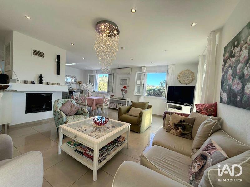 Maison - 138 m² - 6 pièces