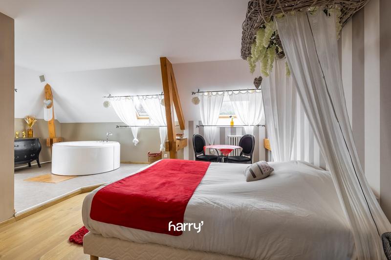 Maison - 380 m² - 13 pièces