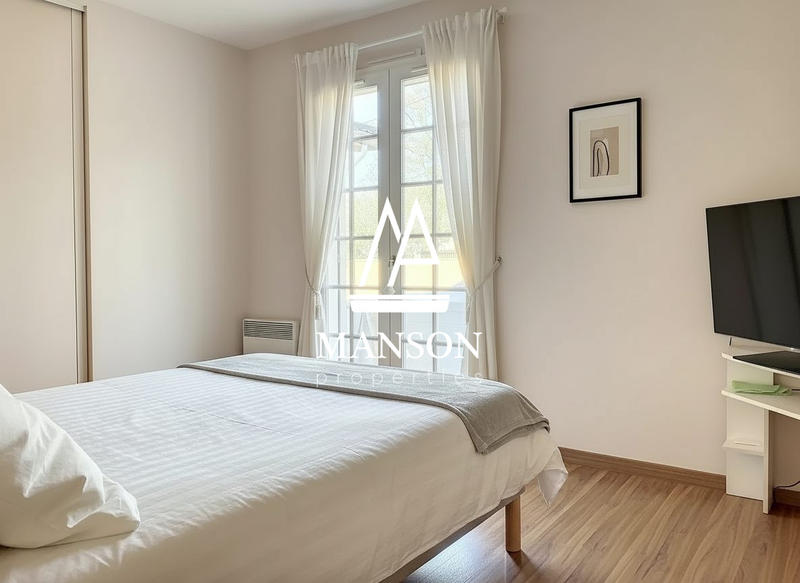 Maison - 180 m² - 6 pièces