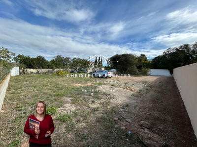 Terrain constructible - 555 m²