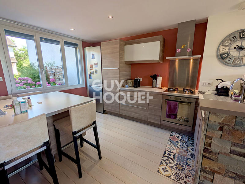 Maison - 102 m² - 6 pièces