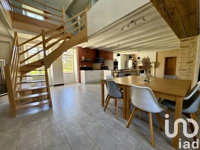 Maison - 255 m² - 5 pièces