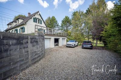 Maison traditionnelle - 139 m² - 7 pièces