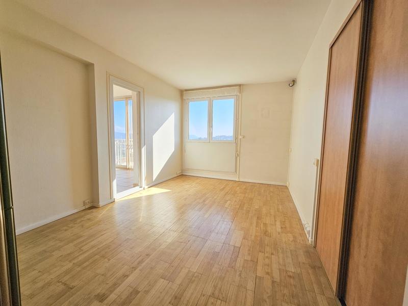 Appartement - 109 m² - 5 pièces