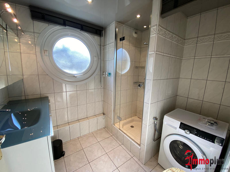 Appartement - 99 m² - 3 pièces