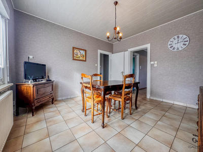 Maison - 97 m² - 5 pièces