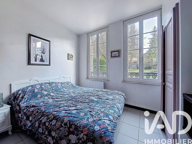 Maison - 296 m² - 10 pièces