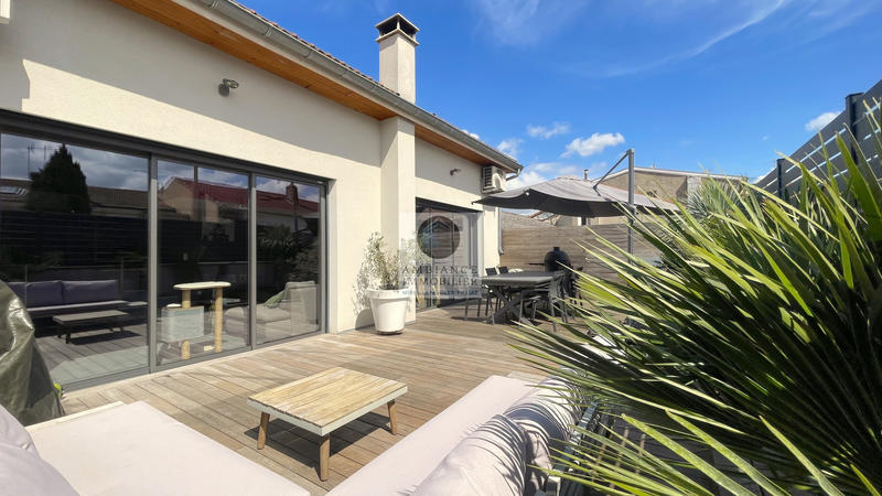 Appartement - 170 m² - 7 pièces