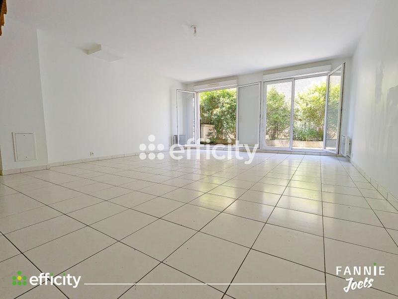 Maison - 98 m² - 5 pièces