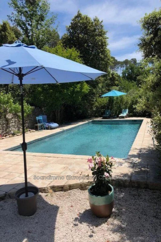 Maison - 162 m² - 5 pièces