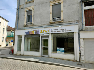 Local commercial - 141 m² - 3 pièces