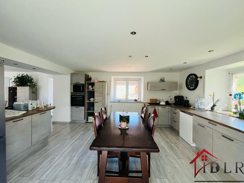 Maison de village - 130 m² - 6 pièces