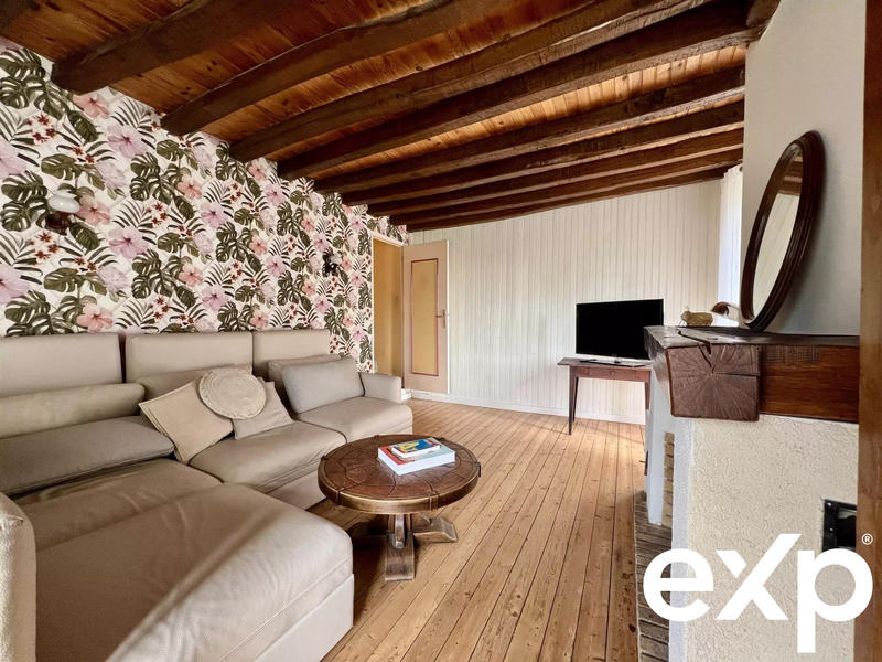 Maison - 148 m² - 9 pièces