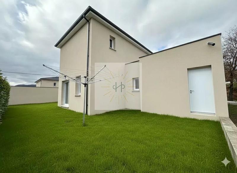 Maison - 118 m² - 4 pièces