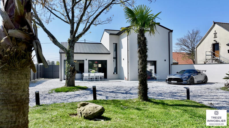 Villa - 181 m² - 5 pièces