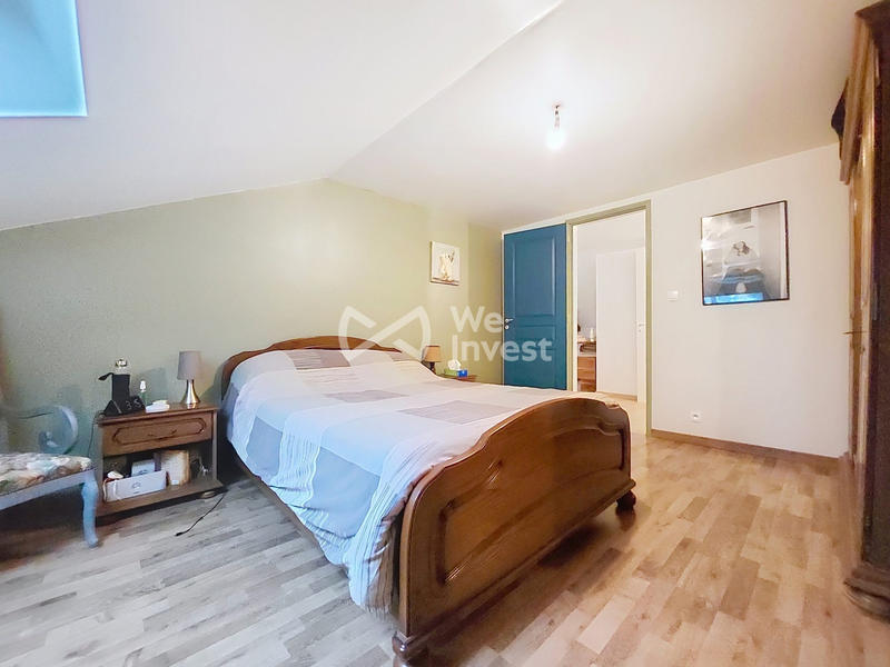 Maison - 170 m² - 10 pièces