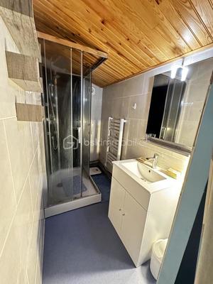 Maison traditionnelle - 115 m² - 7 pièces