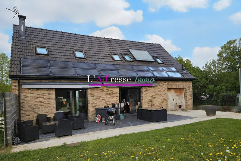 Maison - 127 m² - 8 pièces