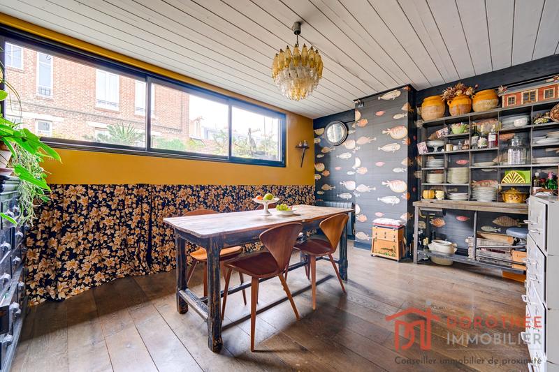 Loft - 130 m² - 4 pièces