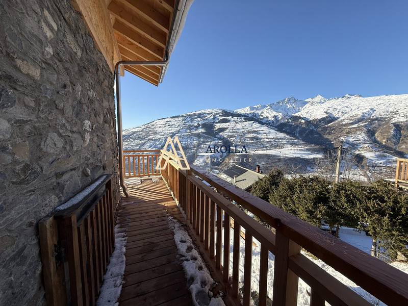 Châlet - 228 m² - 11 pièces