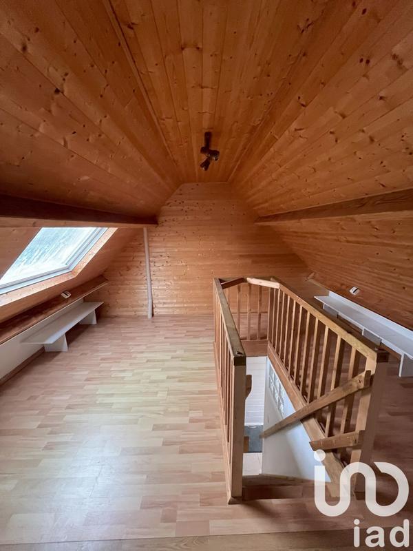 Maison - 172 m² - 9 pièces