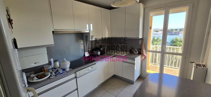 Appartement - 94 m² - 4 pièces