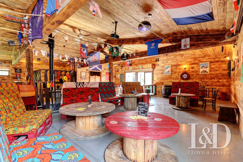 Fonds de commerce - Hôtellerie / Restauration - 312 m²