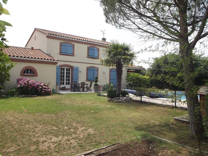 Maison toulousaine - 136 m² - 5 pièces
