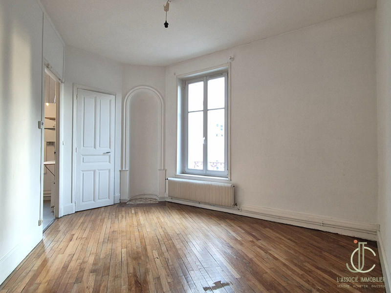 Appartement - 48 m² - 2 pièces