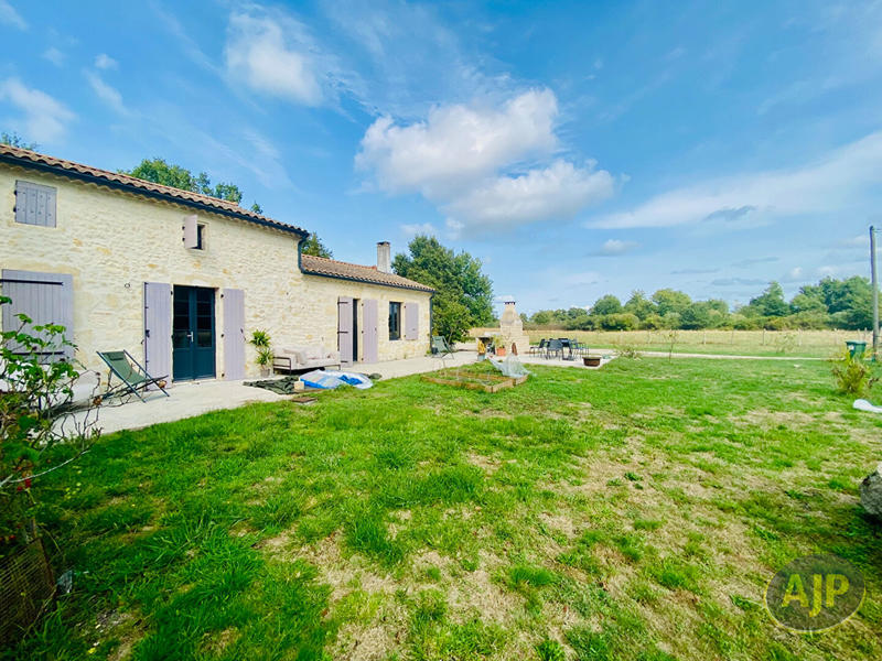 Maison - 155 m² - 5 pièces