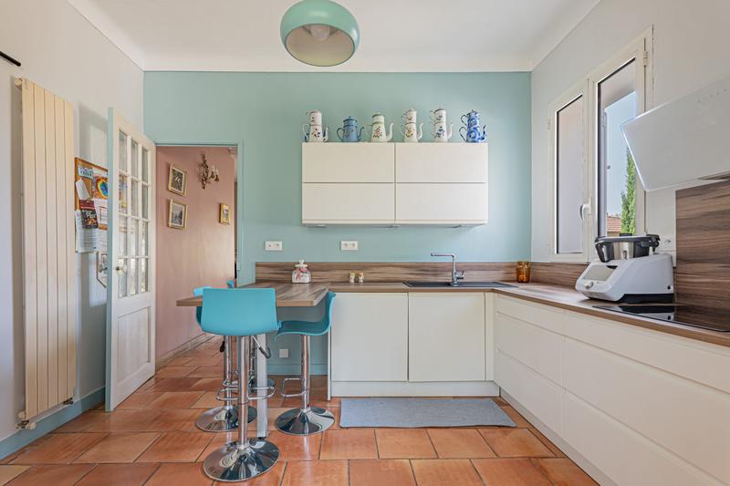 Maison ancienne - 245 m² - 7 pièces