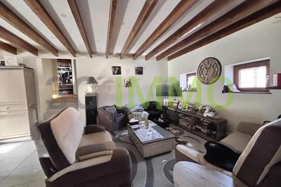 Maison - 920 m² - 5 pièces